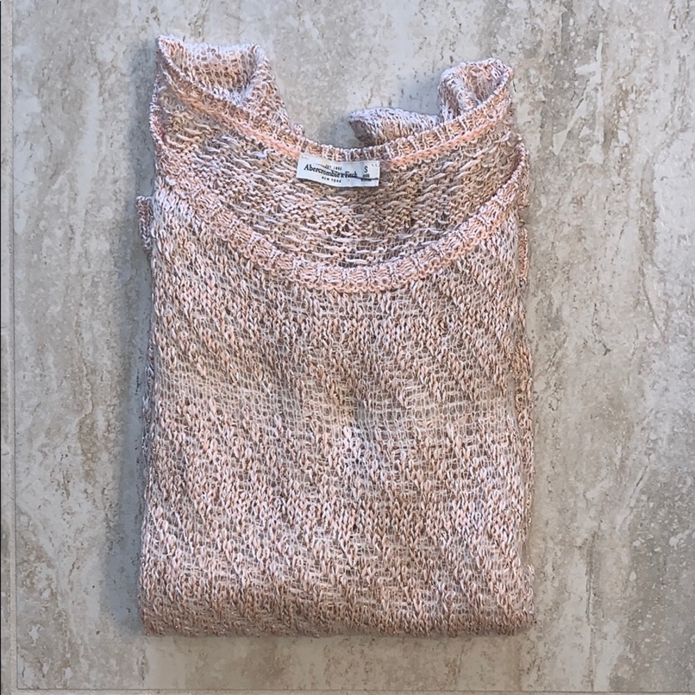 Abercrombie & Fitch Sweater in Blush